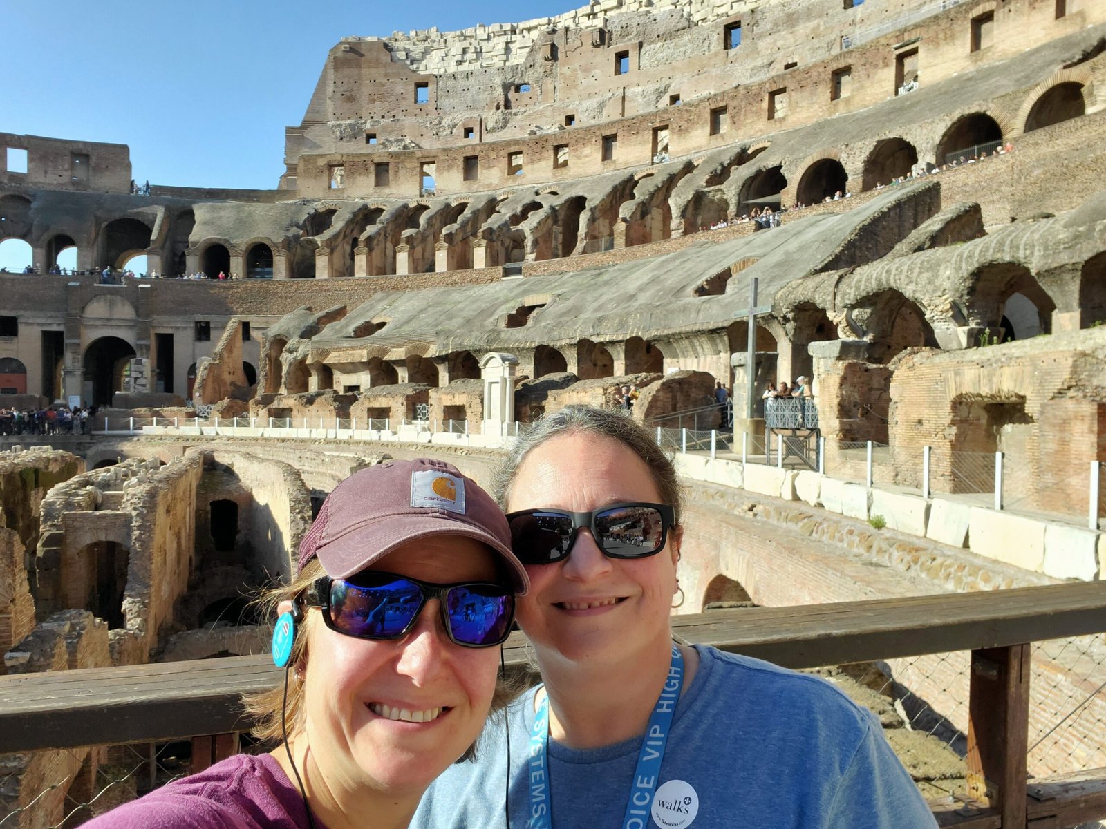two girls at the colosseum